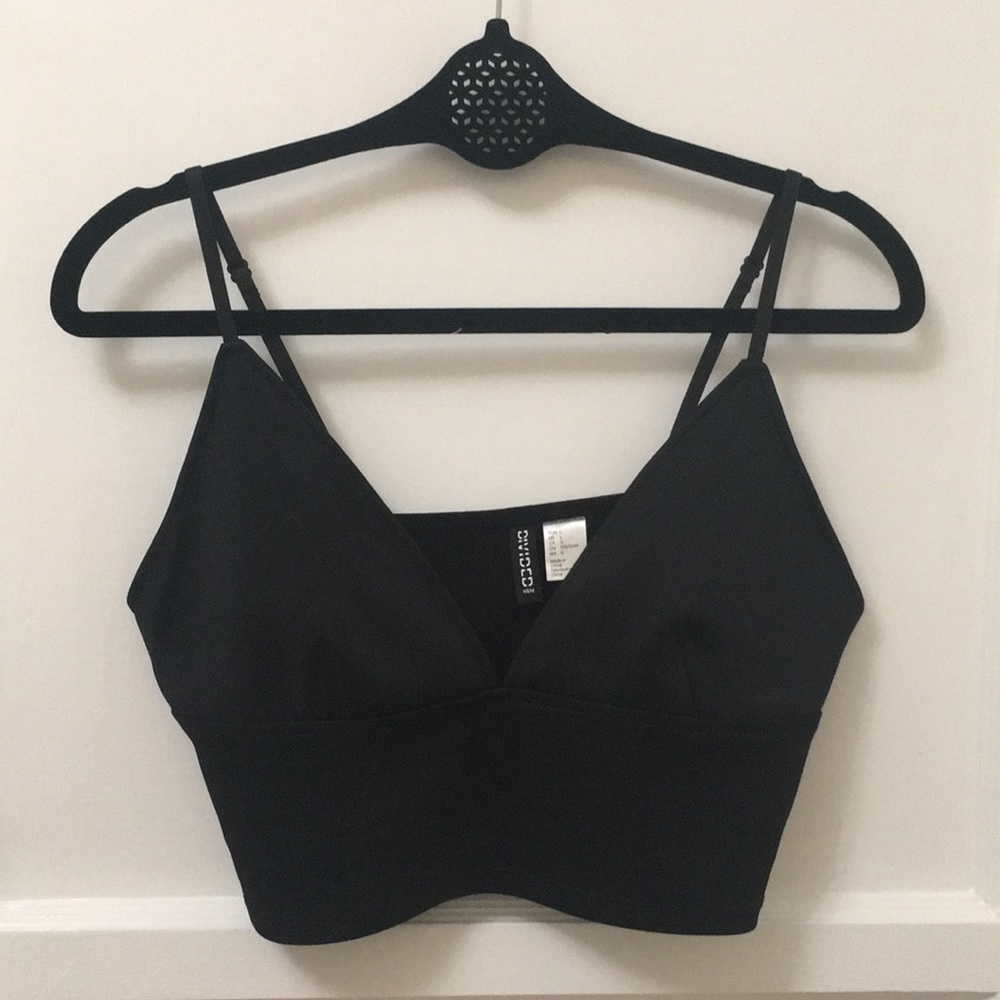 black crop top